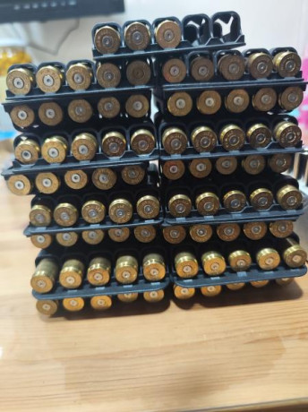 De un solo uso al venir de munición comercial.

-83 NORMA.
-56 WINCHESTER.
-11 FEDERAL.

100€. 01