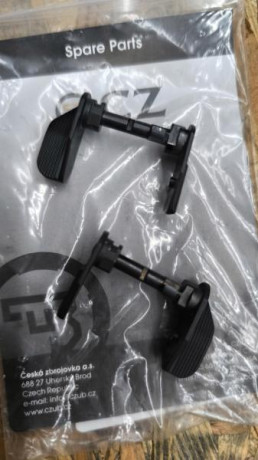 Material para CZ Shadow 2.
Cachas de lija con algo de uso pero en muy buen estado 50€.
Aleta de seguro 10