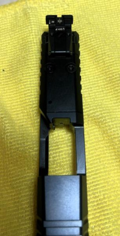 Se vende fantástica pistola CZ P-09 Nocturne, modelo Full con armazón de polímero y fibra de vidrio.
Con 41