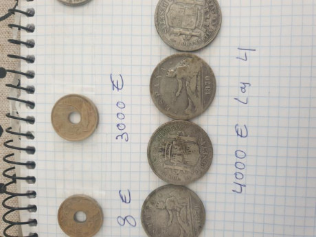 Lote de monedas antiguas,los precios son orientativos,los he puesto según he investigado por Internet,si 01