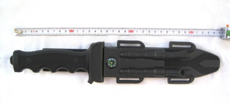 VENDO:

 ..   DOS CUCHILLOS DE SUPERVIVENCIA .- Para cumplir con la Legislación de Armas vigente en ESPAÑA 41