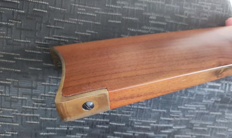 SE VENDE CULATA PARA REVOLVER DE AVANCARGA.
FABRICADO EN MADERA Y LATÓN. 
ESTADO DE CONSERVACIÓN NUEVO 10