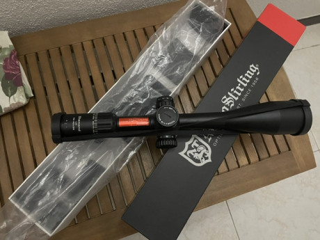 Se vende visor Nikko stirling Diamod LR 10-40X56 completamente nuevo solo probado con 40 disparos en una 00