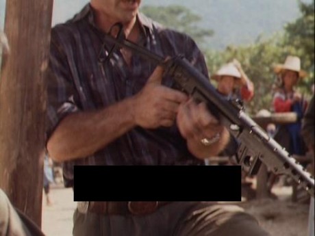 Compañeros,

En vista de las ganas de algunos (Elcafe, Wilcow, Vrakk, etc) por adivinar armas de películas 150