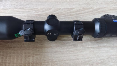 -Sauer S303 Synchro XT 300WM
-Carrillera regulable,culata con Thumbhole
-Punto rojo Docter sight III regulacion 11