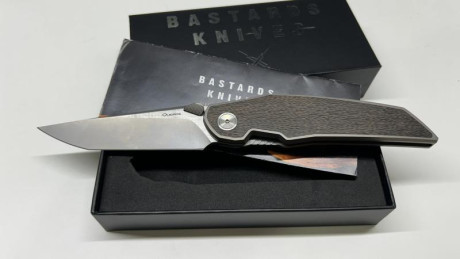 Navaja IBERIAN QUEIROS, Bastards Knives  300 € NUEVA (Envio incluido)

 IMG_4835.JPEG 

 IMG_4834.JPEG 02