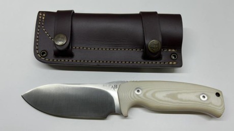 Cuchillo FAB I 80 €, ENVIO INCLUIDO, NUEVO A ESTRENAR

 IMG_4993.JPEG 

 IMG_4992.JPEG  01