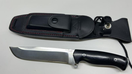 Cuchillo FAB II 70 €, ENVIO INCLUIDO, NUEVO A ESTRENAR

 IMG_4991.JPEG 

 IMG_4990.JPEG  01