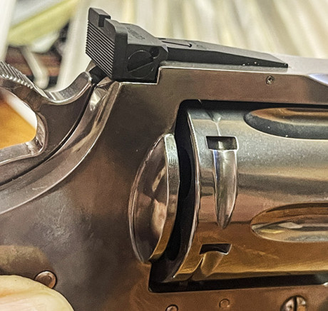  Se vende Alza trasera ajustable WILSON COMBAT PARA LOS NUEVOS  COLT PYTHON .357 Mag, ANACONDA .44 Mag 00