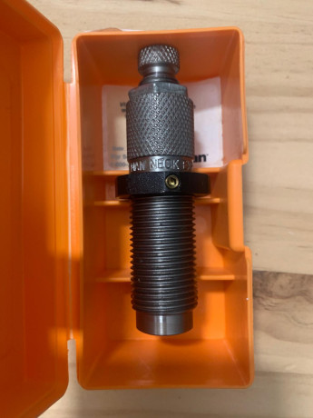 Lyman Neck Expanding (M) Die — 380 Auto/9mm Luger/38 Super — Ref. 7342081
Matriz de expansión de cuello 01