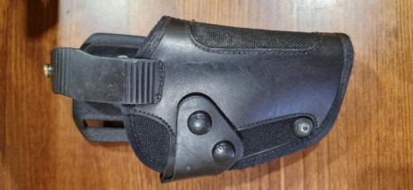 Funda GkPro para pistola o revolver 3" de cañon. Muy buen estado. Precio 25€  portes a parte. 02