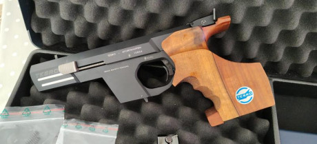 Lo dicho vendo mi pistola del 22LR es una TESRO TS22-2 de fabricacion alemana muy precisa con unos ajustes 11