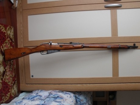 Hola a todos, estoy intentando restaurar una culata de un rifle,
ho hechos con la plancha y el vapor quitar 90