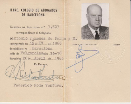  EN RECUERDO Y HOMENAJE A LOS QUE YA NO ESTÁN. 

Si pones en  GOOGLE    PASAPORTES EN LA MEMORIA   da 51