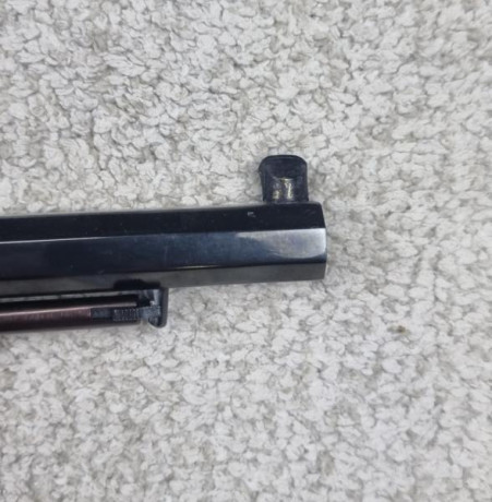 Vendo Revolver Santa Barbara por llevar 7 años en el armero. Pocos disparos y bien cuidado. Tiene el punto 00