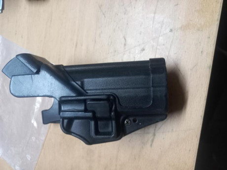 Buenas...vendo funda blackhawk serpa nivel 3,,,para Hk usp compact...muy poco uso ...y menos calle....esta 00