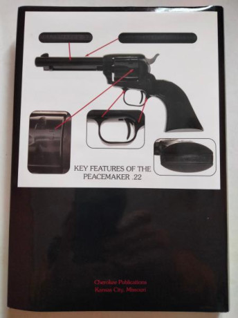 Hola, 
Voy a poner a la venta varios libros sobre armas COLT , empiezo con uno sobre los revolver tipo 170