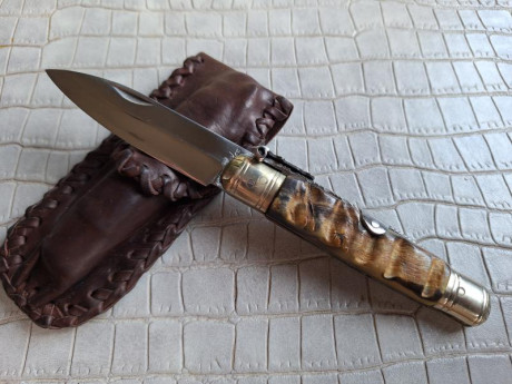 Buenas tardes compañeros,

Pongo a la venta estos cuchillos y navajas en perfecto estado

Portes dentro 132