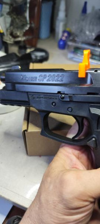 Buenos días, pongo a la venta magnifica pistola de la marca Sig Sauer, modelo PS 2022, con poco uso. 
El 02