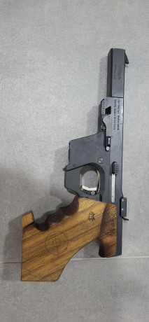 Hola a todos,
Pongo a la venta una de las pistolas más icónicas, precisas e indestructibles del tiro olímpico: 01