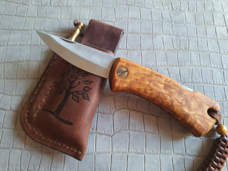 Buenas tardes compañeros,

Pongo a la venta estos cuchillos y navajas en perfecto estado

Portes dentro 61