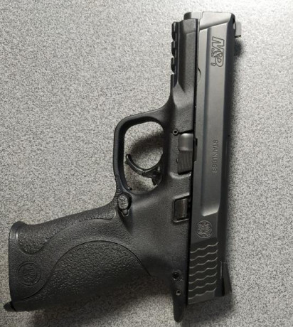 Vendo la pistola por haber dejado la competición de IPSC. Está bien cuidada. La entrego con su caja original, 00