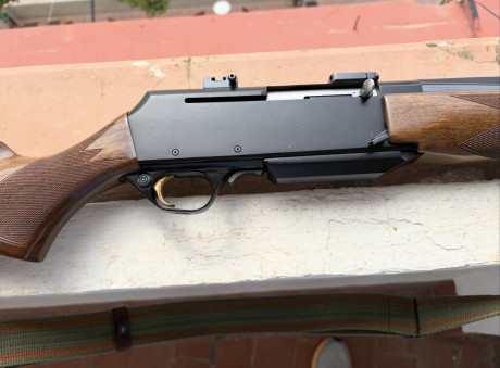 Impecable Browning Bar 2 calibre 30 06 y bases originales Apel.   
Se entrega en funda de piel. 
2 cargadores 01