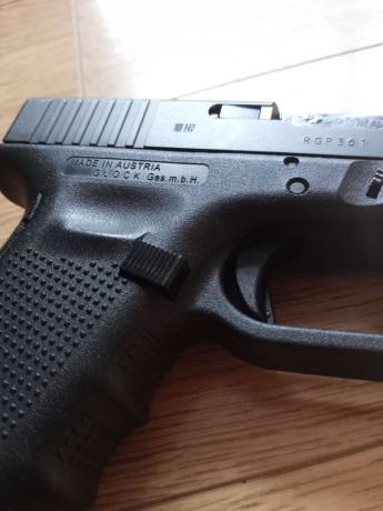 Vendo GLOCK 17 GEN 4, pocos tiros, la tengo desde hace bastantes años, muy cuidada.

Guiada en "A", 12