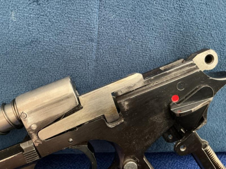 Se vende pistola del .22 LR Astra TS22 en buen estado estético y funcional .
Con cachas de diestro y otras 50