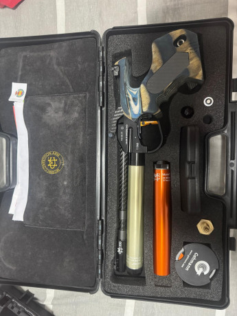vendo por no usar mi pistola Morini cm200e1 ,tiene gatillo lottes y empuñadura sin retocar de rink talla 02