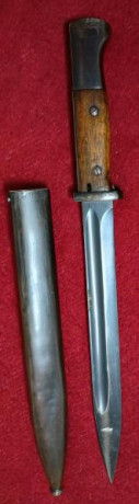 Se vende bayoneta para K98 fabricada en 1935, año de creación de la Wehrmacht. Con su vaina a juego numerada 02