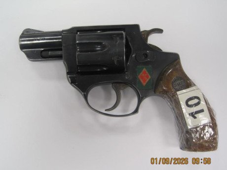 --  Por circunstancias adversas a la afición, me requisaron todas las armas, posterior me han dado la 01