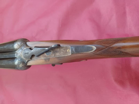 Vendo yuxtapuesta de la casa Victor Sarasqueta cal.12 impoluta, totalmente original de fábrica, expulsora, 01