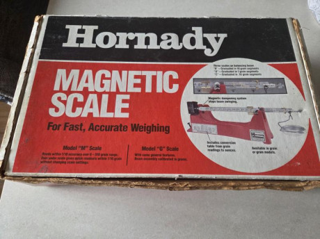 Vendo Báscula manual Hornady Magnetic Scale modelo "M".
La caja está un poco deteriorada pero 01
