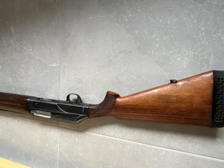 Breda modelo Argus en venta, calibre 12/70 con 65cm de cañón, sistema inercial clon de la Auto5 de Browning, 11