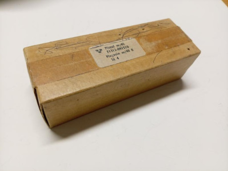 Hola, pongo a la venta 2 cargadores de Lathi Finlandesa L-35 en muy buen estado y una caja original sin 10