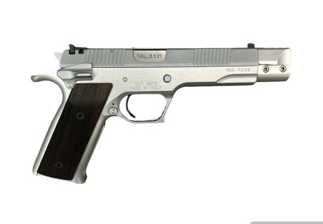 No se identificar muy bien la pistola que me ofrecen, en ella pone "MOD. GT9" pero buscando 00