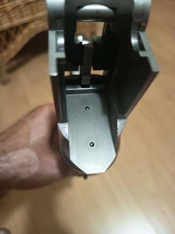 Hola vendo una browning gts special Sporting bonitos grabados (más alto de gama que la 525)cañón de 71 110