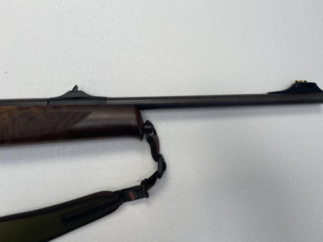 Sauer 303 calibre 300magnum, utilizado  para cazar, pocos tiros y algo más de  trote. En perfecto estado 10