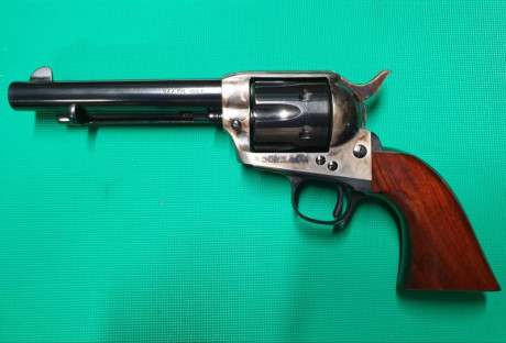 SE VENDE REVOLVER UBERTI CATTLEMAN 1873
EN CALIBRE .45 LONG COLT.
ESTADO DE CONSERVACIÓN IMPECABLE TAL 01