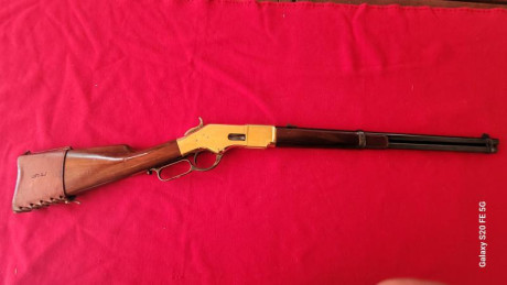 En venta Uberti 44 40 1866, en en un estado excelente, 750 eurillos más envío, está guiado en D, mi intervención 00