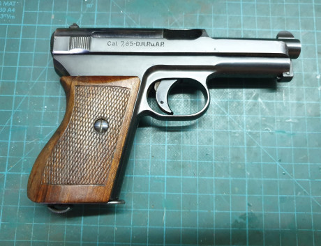 SE VENDE PISTOLA MAUSER MODELO 1934 EN CALIBRE 7,65 mm.
ESTADO DE CONSERVACIÓN IMPECABLE TAL Y COMO SE 00