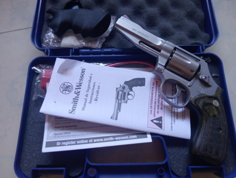 En venta Revólver Smith & Wesson 686 SSR 4" - 357 Mag.sin apenas uso, está como nuevo.
Incluye 62