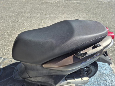 ​Se vende Yamaha Neo's del año 2015 en excelente estado, muy cuidada y siempre durmiendo en garaje.
​Marcador 10