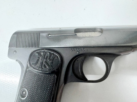 Un buen amigo vende esta pistola Guiada en Licencia de Tiro Deportivo   F 

Se trata de una   Pistola 01