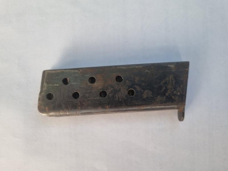 Se vende cargador pistola ASTRA 400 de la REPÚBLICA ESPAÑOLA, ATENCION sólo válidas para la de la REPÚBLICA. 00