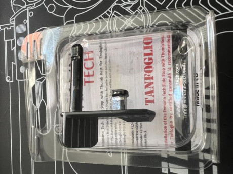 Compañeros vendo esta retenida de pulgar para Tanfoglio Stock .
Legal en modalidad Standar IPSC.
Saludos 00