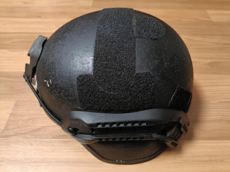 Casco balístico BAE Systems ACH en color negro.

- Fabricante BAE Systems.
- Color negro.
Peso 1300g Anclaje 02