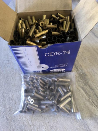 Se venden 660 vainas cal. 357 mágnum. varias marcas, geco, fiochi, remington..Todas desenpistonadas. Unas 00