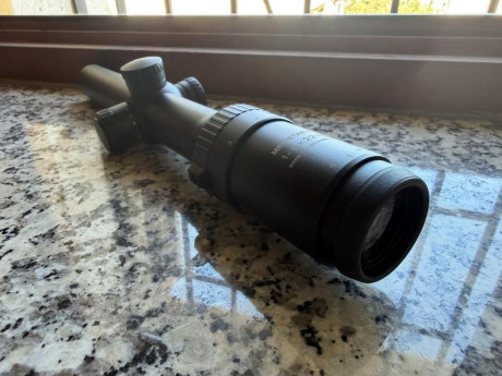 Buenas ,

Vendo este magnífico visor por no usarlo.
Podría aceptar cambio por algo de mi interés ( ajustando 01